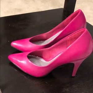 Fioni pumps